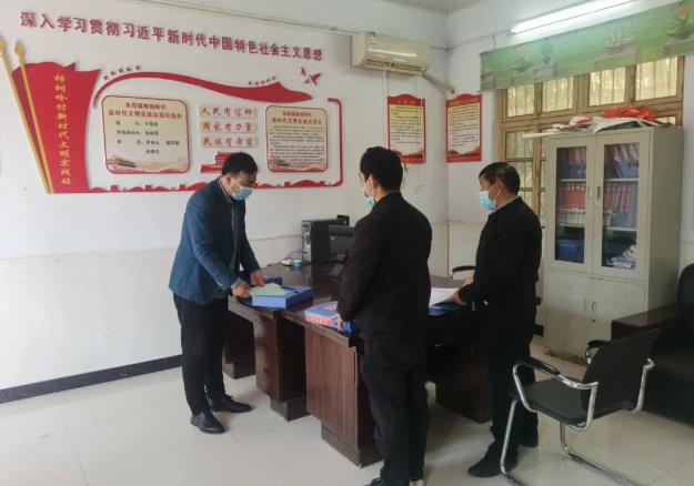 灵宝技校校长张青民到朱阳镇督导巩固拓展脱贫攻坚成果