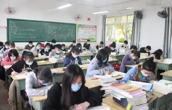 400分在重庆可以上怎样的高中